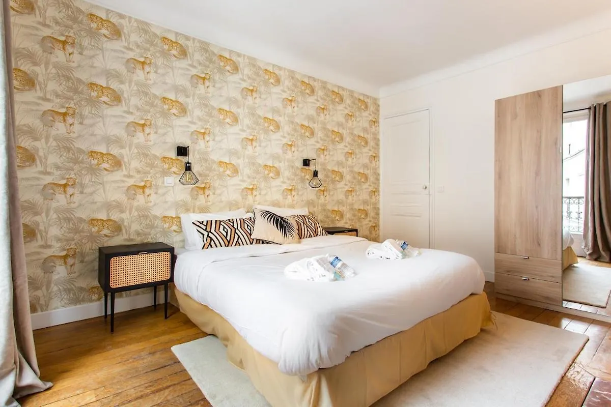 Montmartre Seveste Beautiful Apartment 2Br Paris